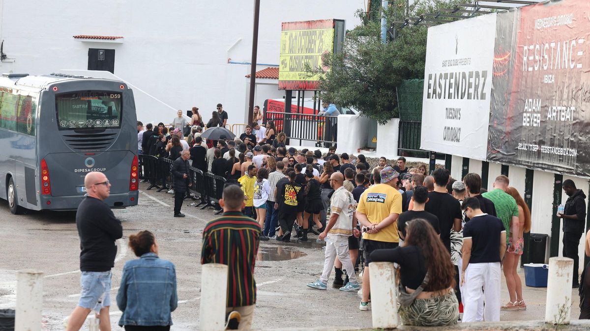 Neither the dana nor the institutional warnings water down the closures in Ibiza’s nightclubs