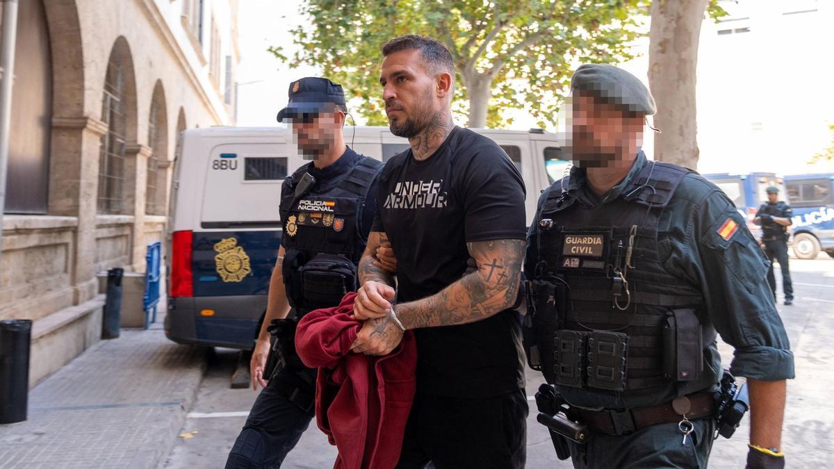 Albanian mafia brought large drug shipments to Ibiza