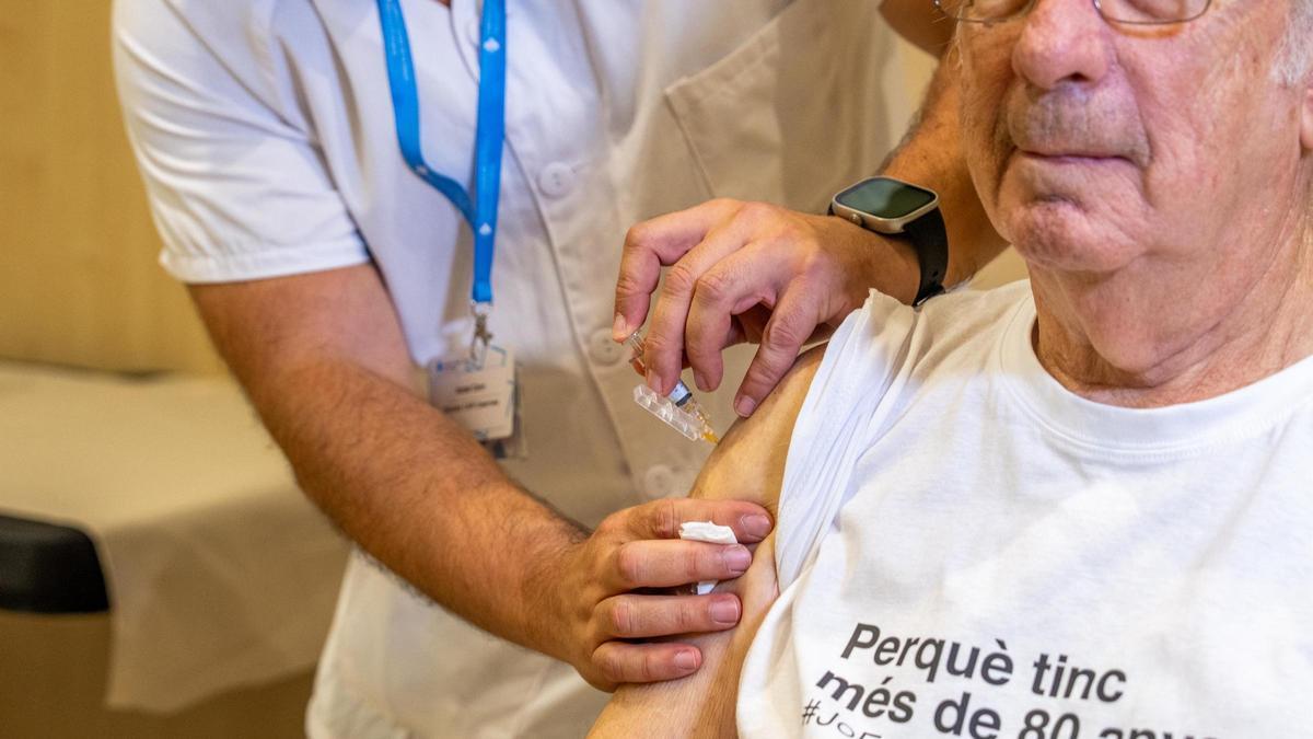 Doctors advise the use of masks in healthcare centers, residences and public transport in the face of the spread of the flu