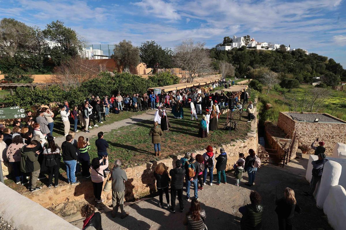 El mercado de producto ecológico vuelve a celebrarse este jueves en Can Planetes