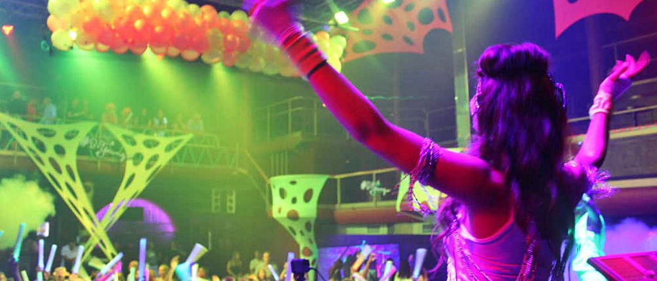 Govern expects restricted dancefloors in nightclubs and 3am closing