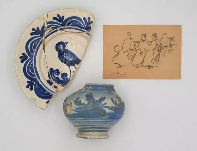 Drawings by Puget Viñas and 17th century ceramics come together in 'Luz Azul'