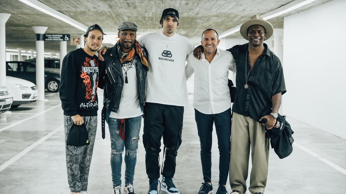 El CEO de ICON Ibiza Pedro Contreras y los djs Danny Wade, Rui Alexander, Drush y Benchek.