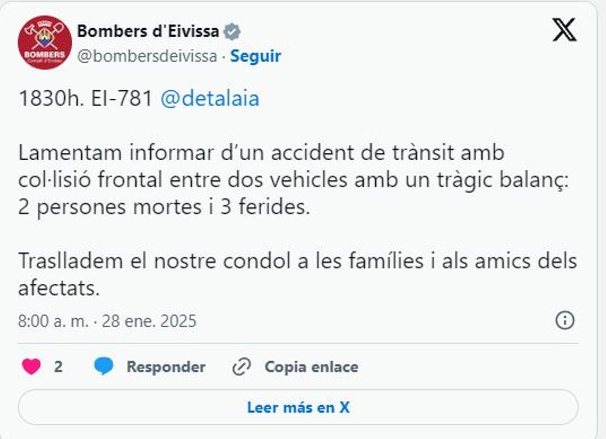 Tuit de Bomberos de Ibiza informando de dos muertos en un accidente de tráfico