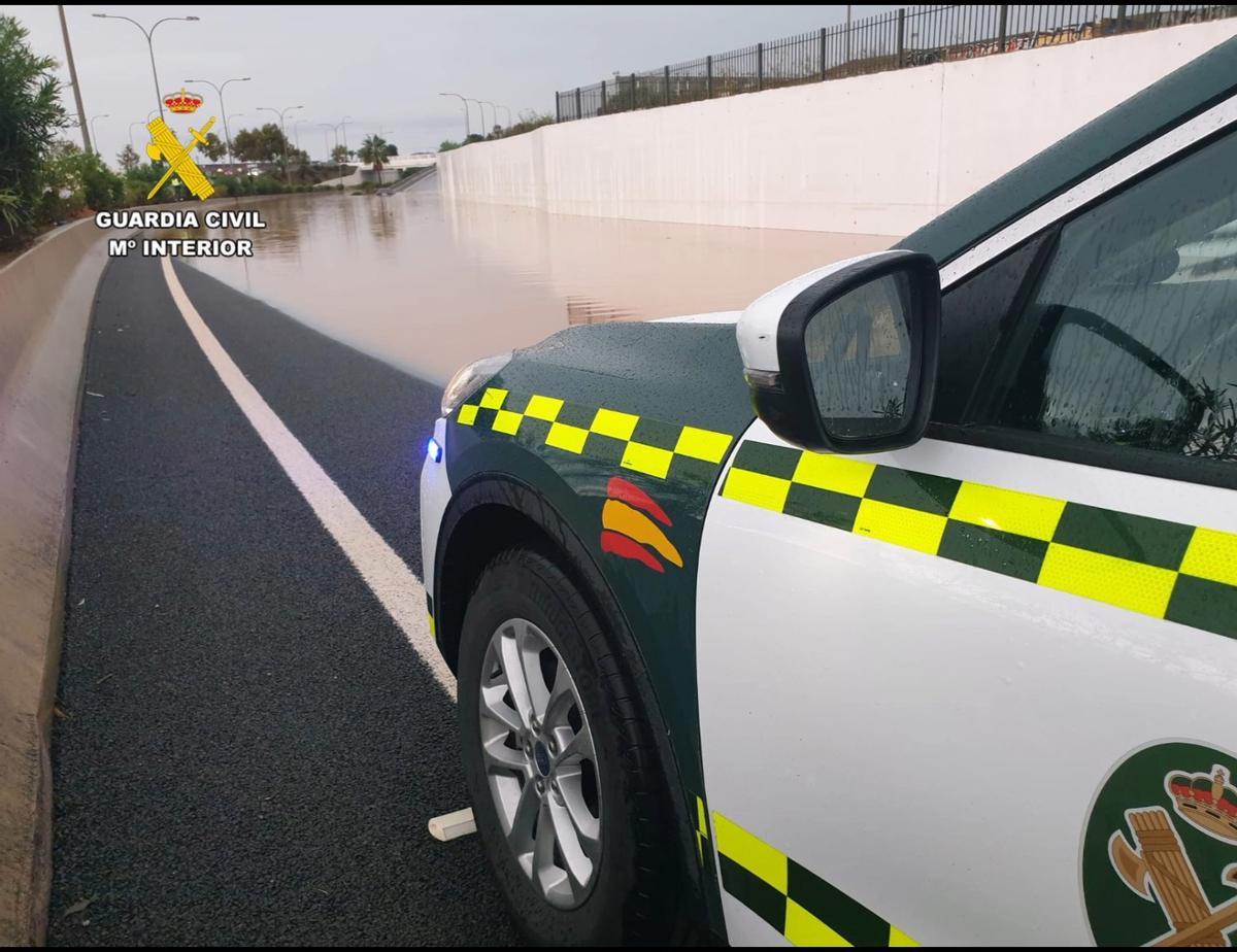 Civil Guard during 'Alice' storm