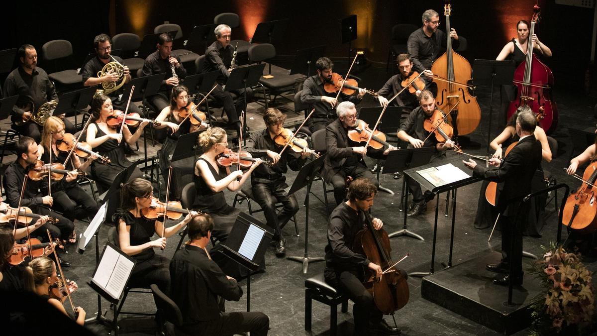 La Orquestra Ciutat d'Eivissa abre la temporada este domingo