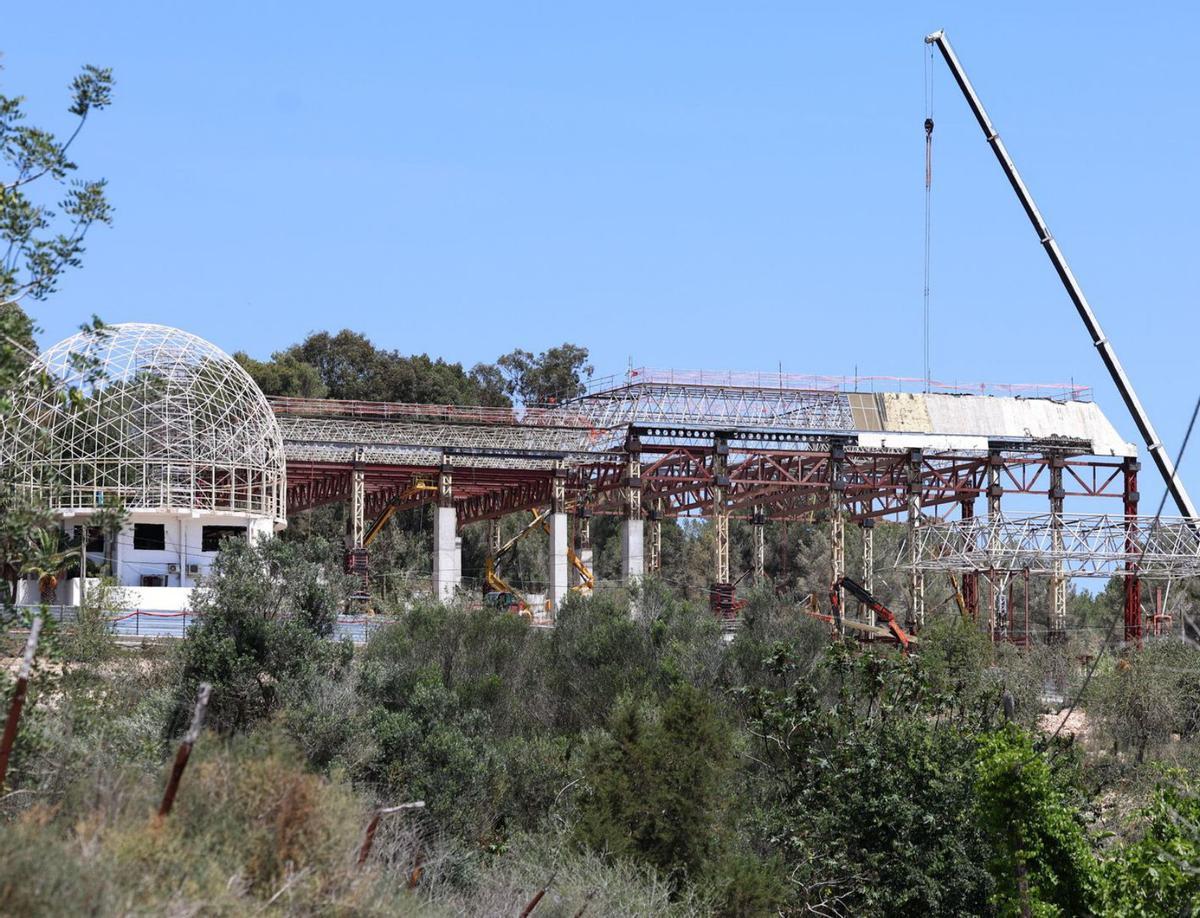 Aspecto actual de la antigua discoteca Privilege una vez retirado el logo | FOTOS DE TONI ESCOBAR