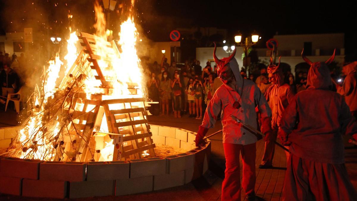 El IEE celebra este año su fiesta de Sant Joan en Vila