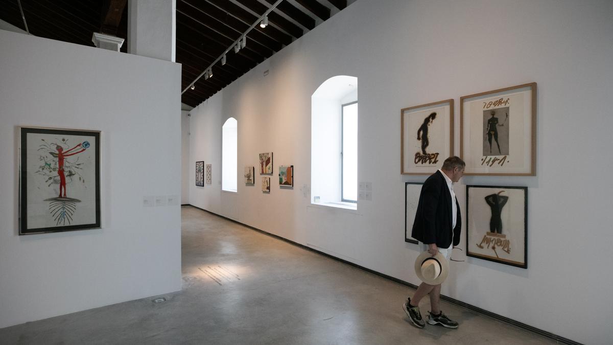 Feria de Sant Carles brings in a ton of squid to celebrate