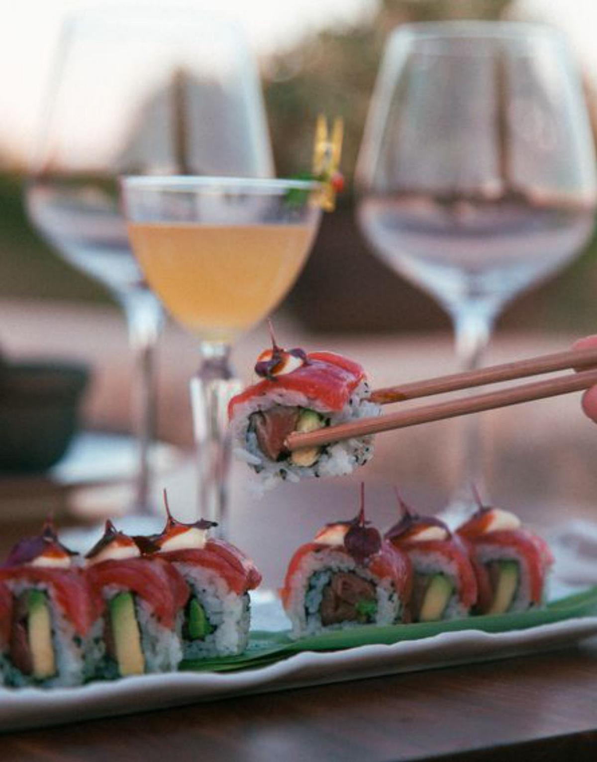 Embárcate en un viaje culinario excepcional con vistas al Mediterráneo